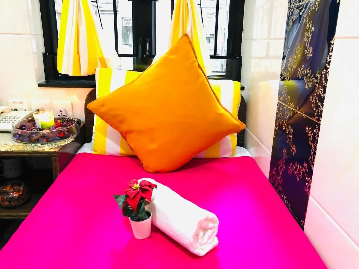 Guest house Delta Lounge Hotel Hong Kong